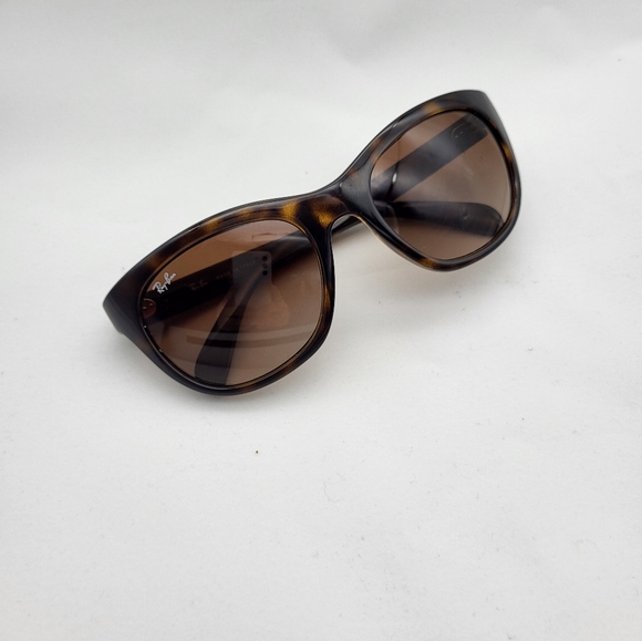 Ray-ban sunglasses - Picture 2 of 8